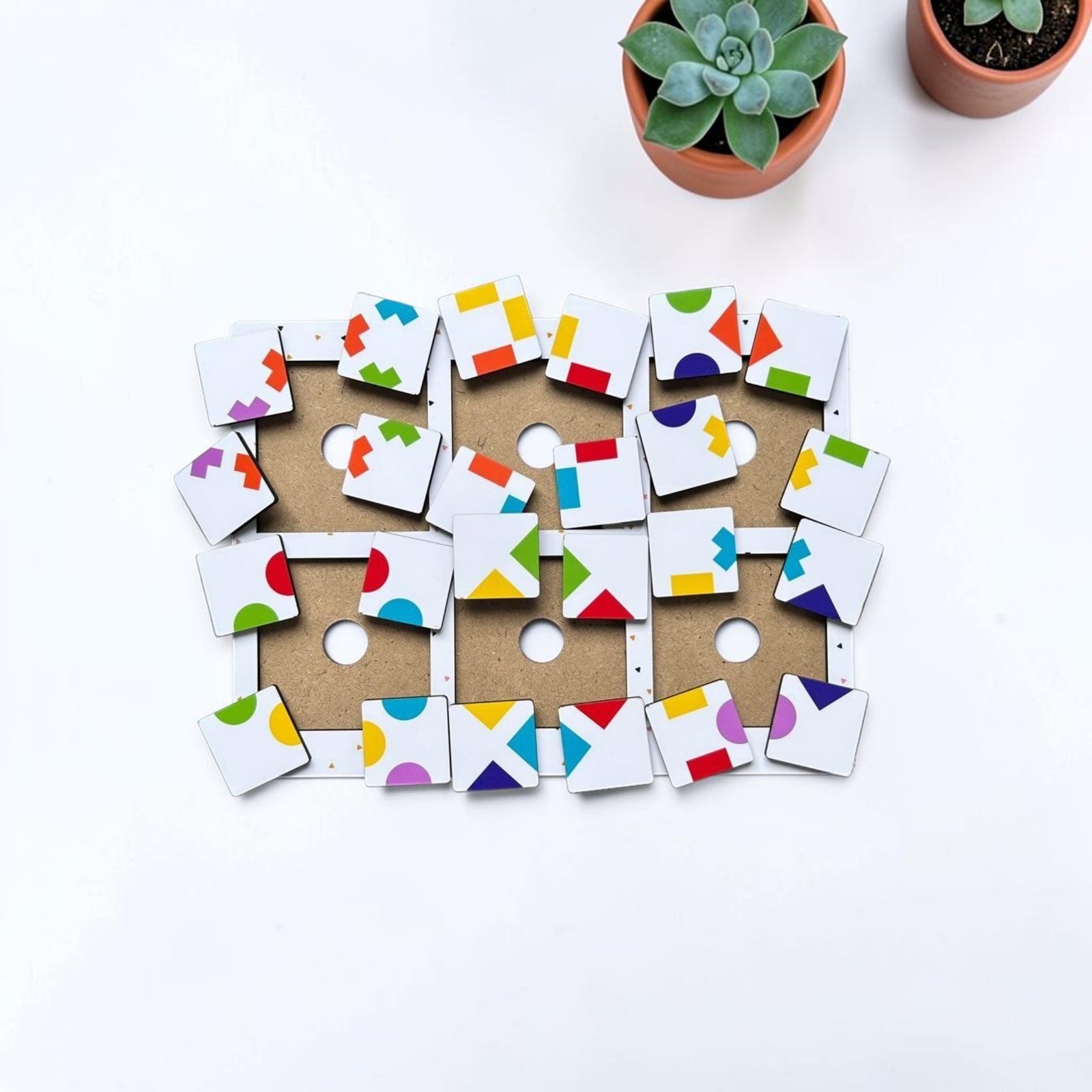 6 Color Pattern Puzzle - Image 2